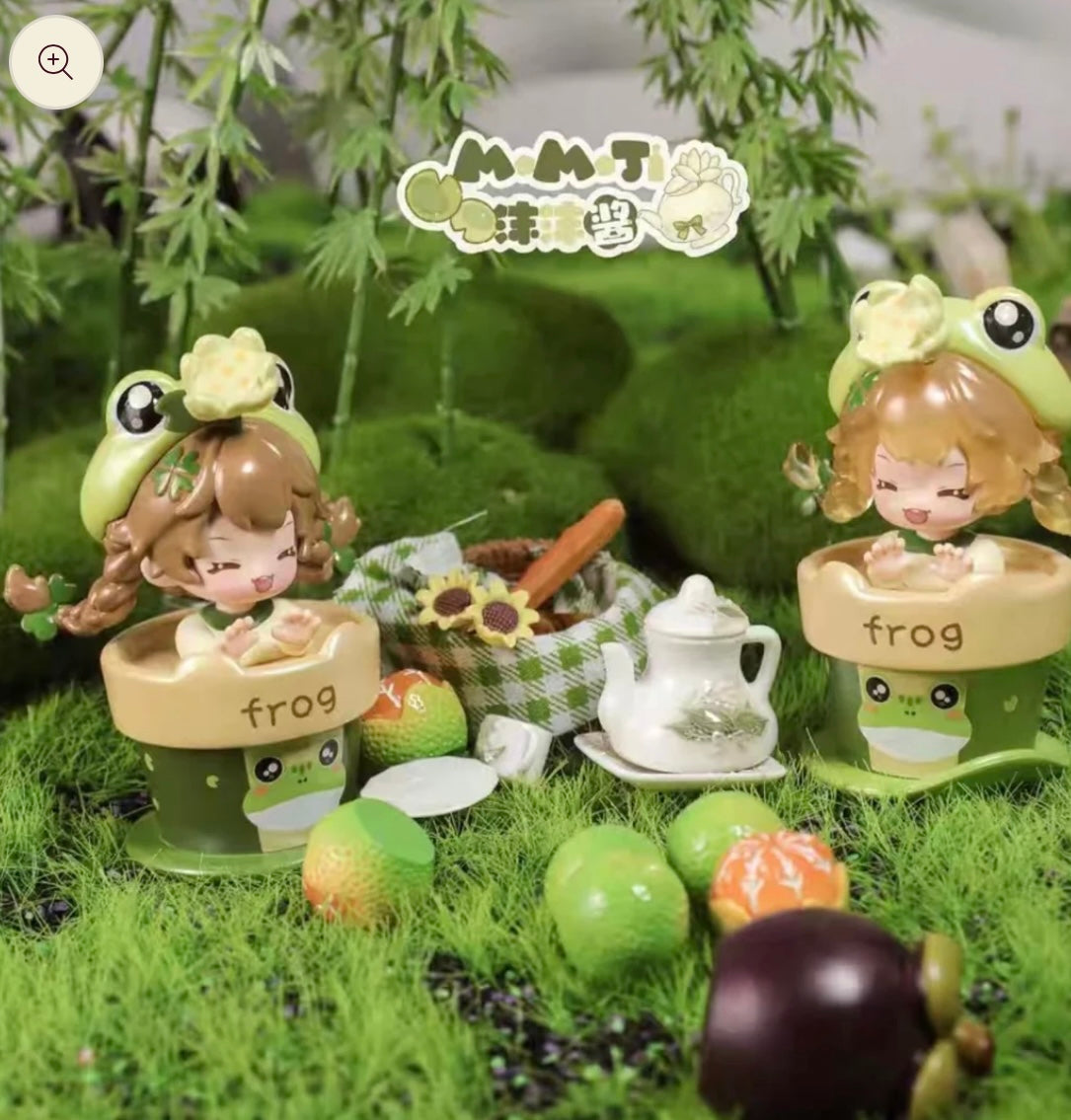 Sweet Emilya Figures